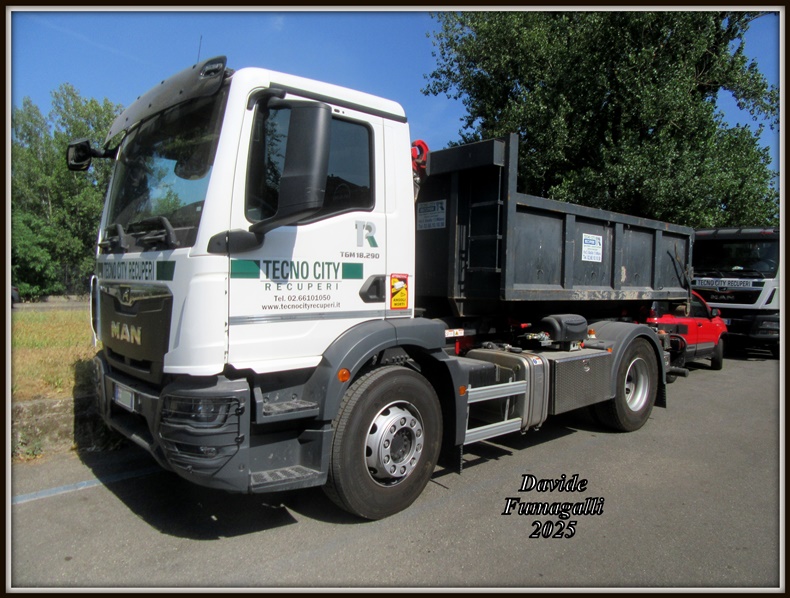 MAN TG-M 18.290 TCR 004.jpg