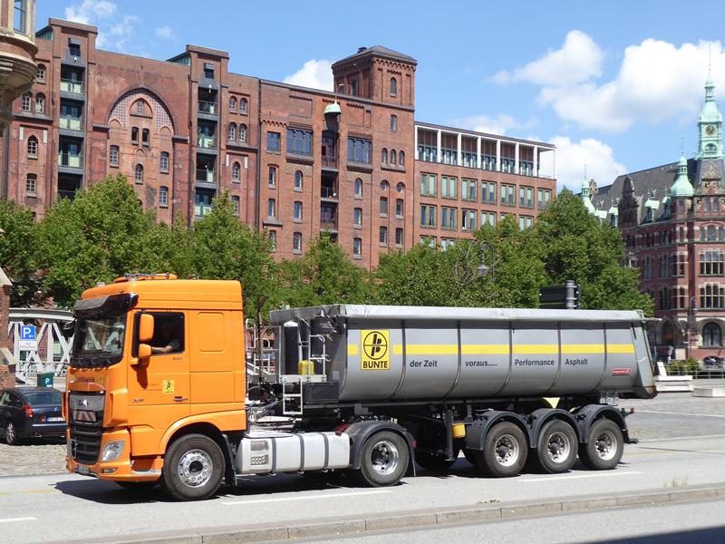 DAF XF 530 Bunte Logistik 1 (Copy).jpg