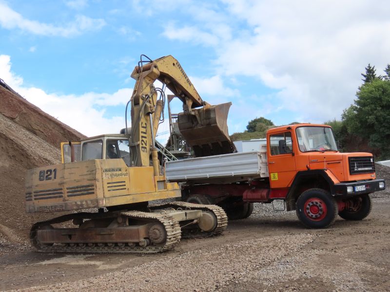 921 liebherr.jpg