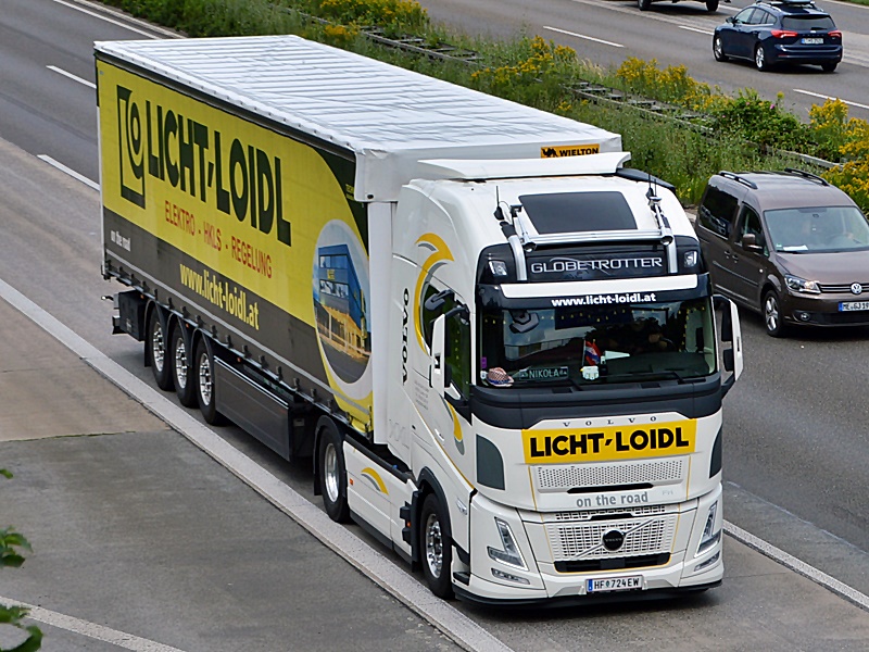 LICHT-LOIDL, HF 724EW, A 0057.jpg