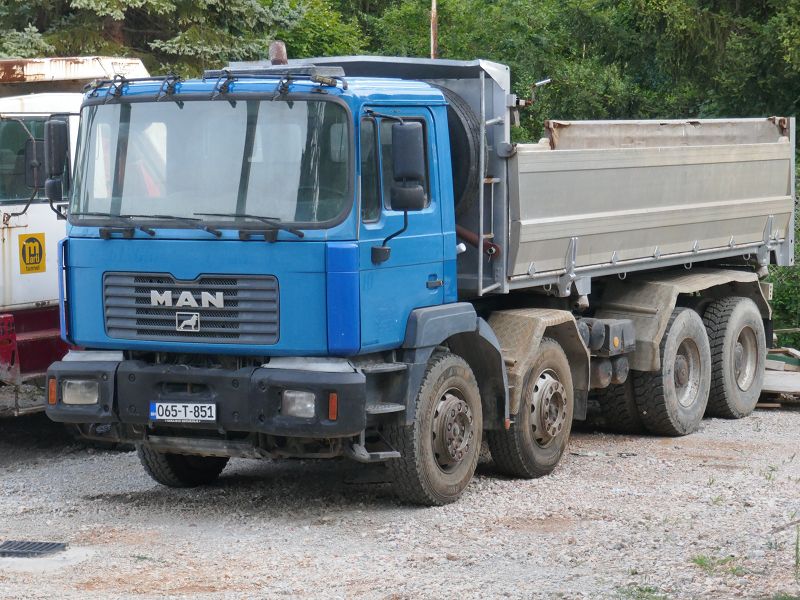 k-P1110325.jpg