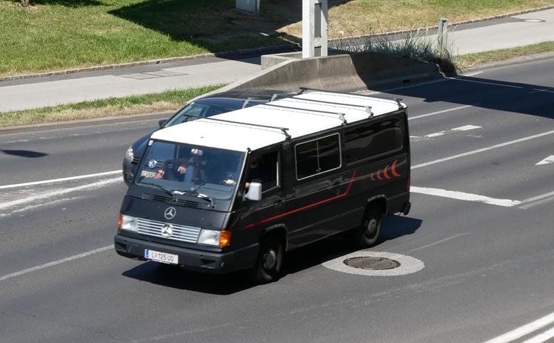 MB MB 100D Black Austria 1 (Copy).jpg