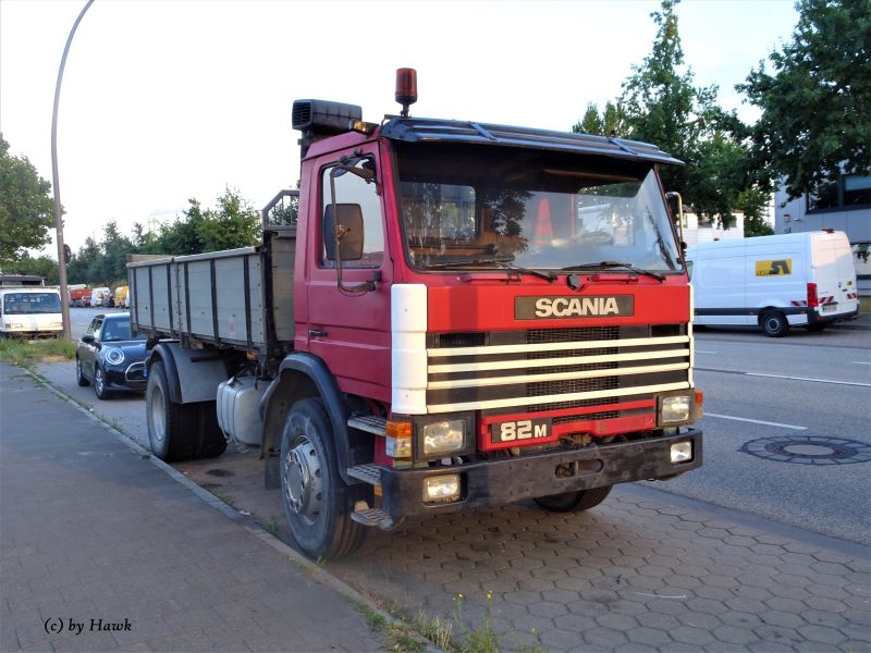 Scania 82 M (2)x.jpg