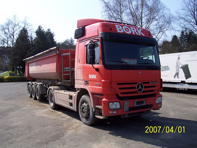 MB Actros 1846 MP2 Bork.jpg