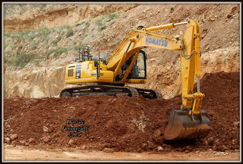 Komatsu 360 (6).jpg