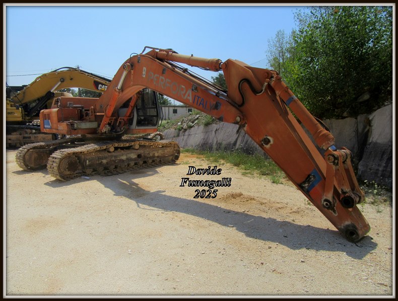 Fiat Hitachi 270 (4).jpg