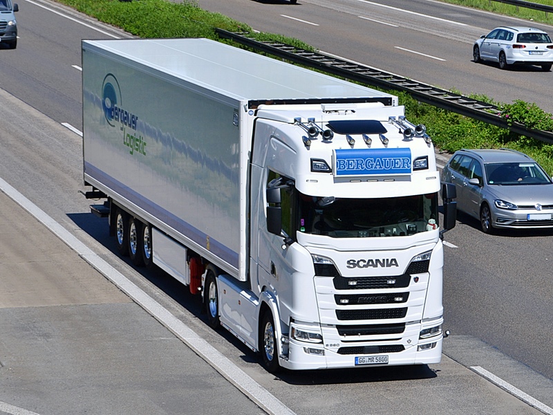 BERGAUER, GG-MR 5800 0186.jpg