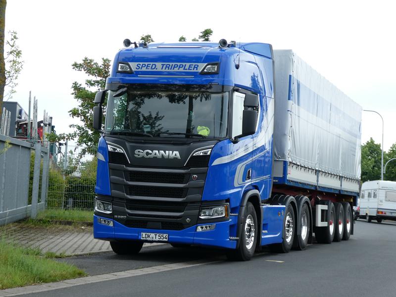 New Scania R590 Spedition Trippeler 1 (Copy).jpg