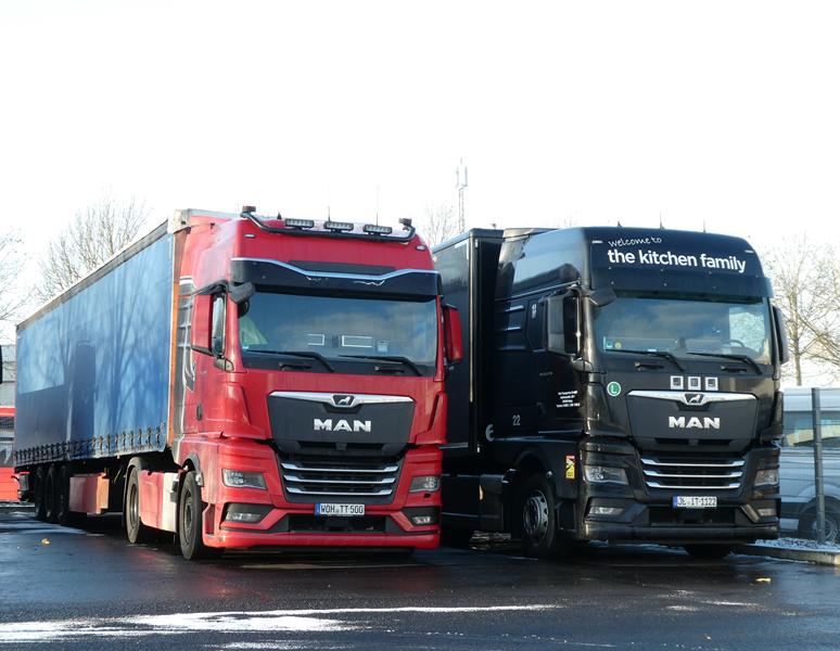 New MAN TGX 18.510  + New MAN TGX 18.470 TKF 1 (Copy).jpg