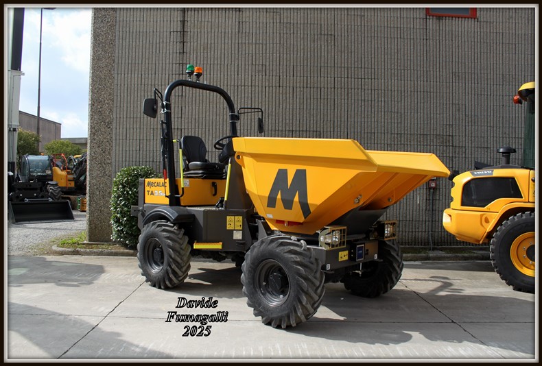 Mecalac dumper.jpg