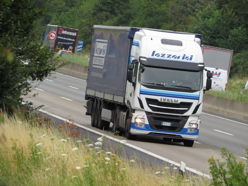 Iveco Stralis Hi-Way 480 Lazzarini 2 (Copy).jpg