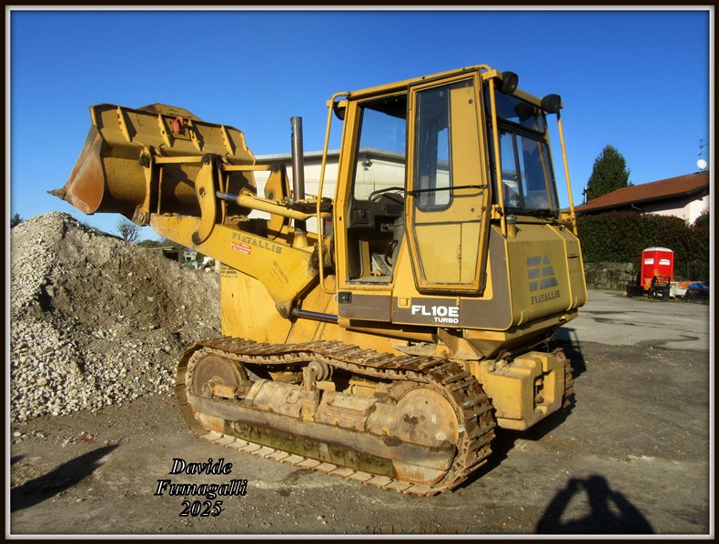 Fiatallis FL10E Crippa 001.jpg
