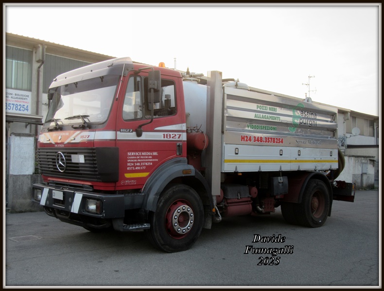 Mercedes-Benz SK1827 Service Media 002.jpg