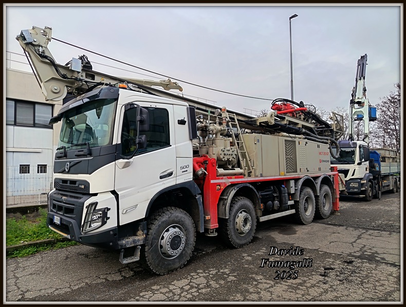 Volvo FMX500 001.jpg