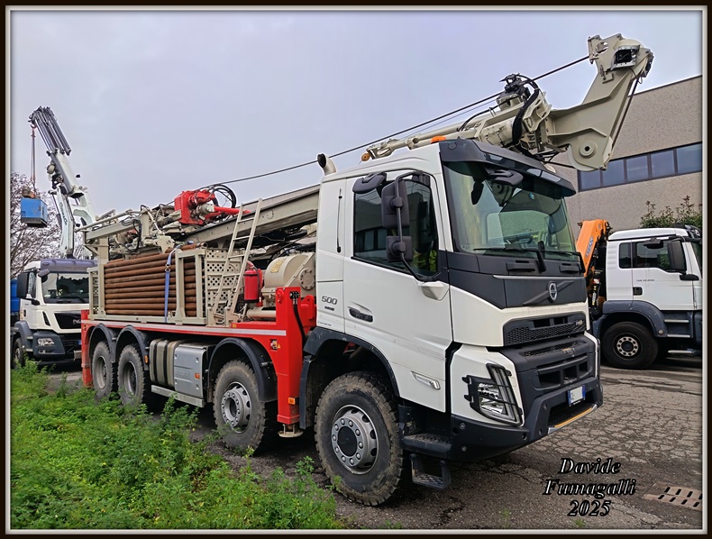 Volvo FMX500 002.jpg