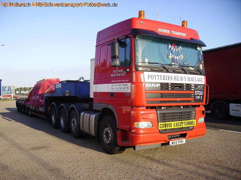  DAF-XF-95430-Potteries-M55PHH-Bursch-250
907-03.jpg