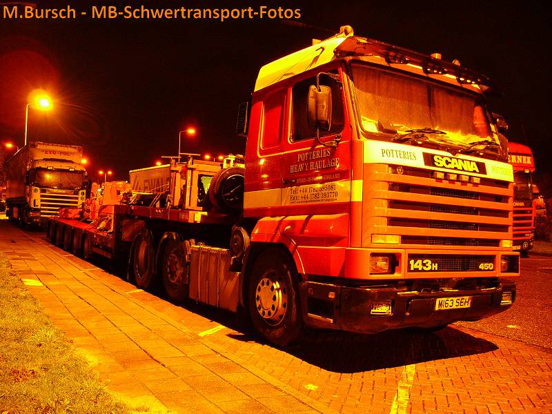 Scania-143H450-Potteries-M163SEH-Bursch-
130207-03.jpg