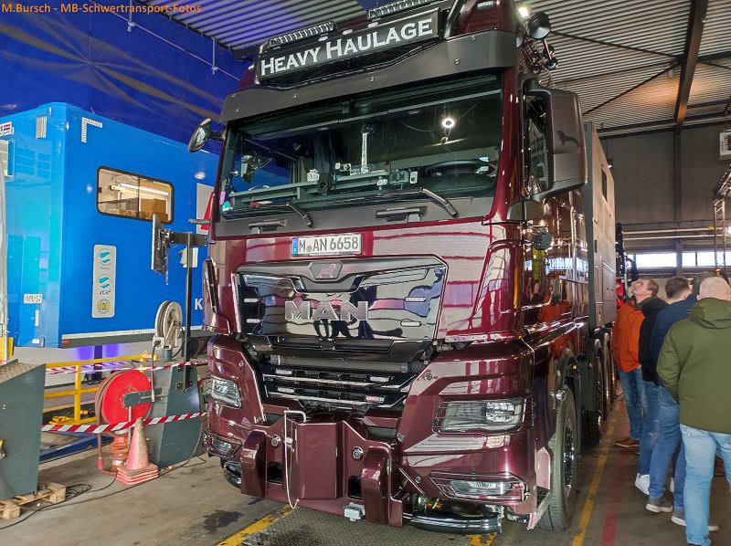 MAN 0003.jpg