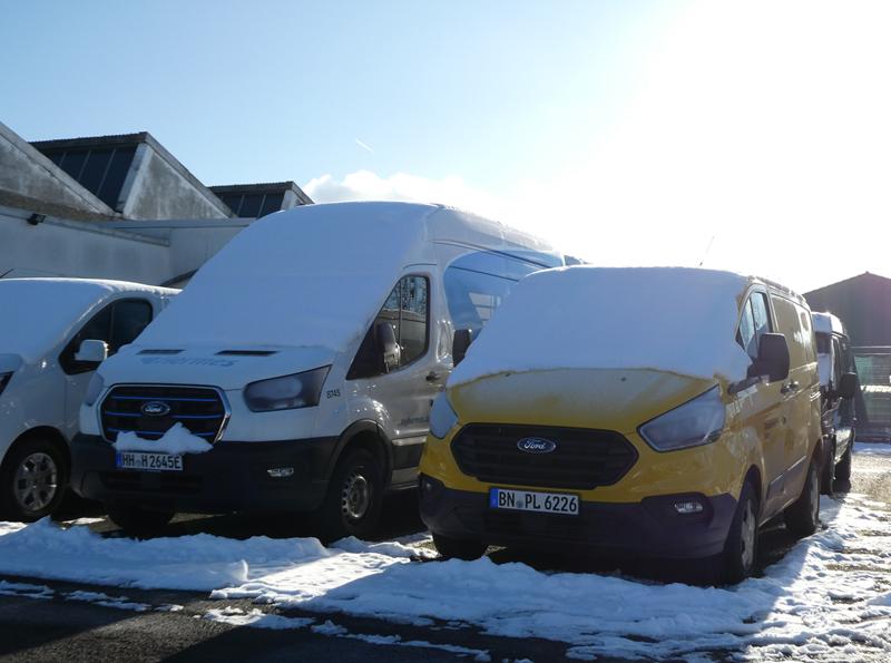 Ford Transit Custom Deutsche Post AG 2 (Copy).jpg