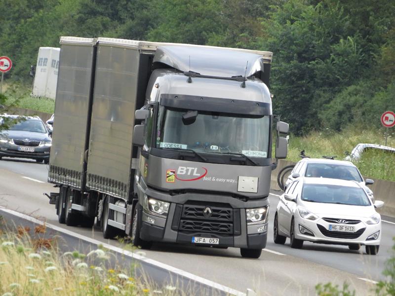 Renault T460 BTL 2 (Copy).jpg