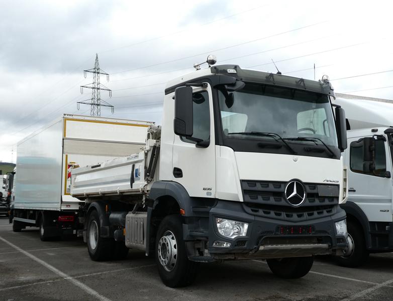 MB Arocs 1835 Kipper Weiss 8 (Copy).jpg