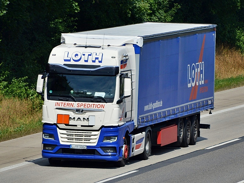 LOTH, L-XX 1062 0037.jpg