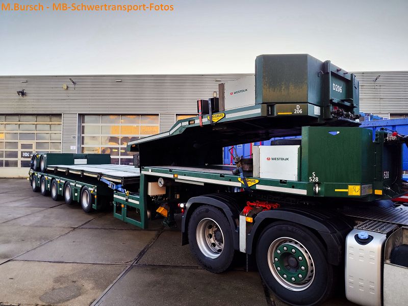 Westdijk Exceptioneel transport BV 0003.jpg