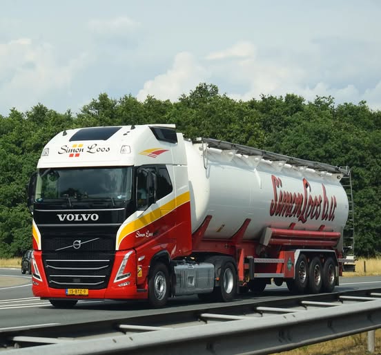 Volvo FH13 460 XL.jpg