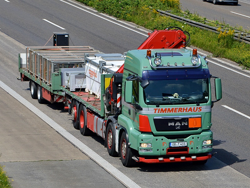 TIMMERHAUS, OB-T 415 0166.jpg