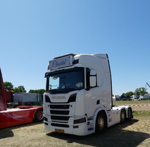 New Scania R450 Chantal 1 (Copy).jpg