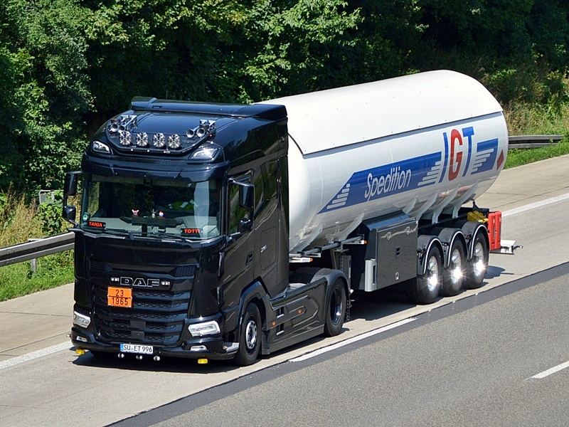 European Transport, IGT, SU-ET 996 0165.jpg