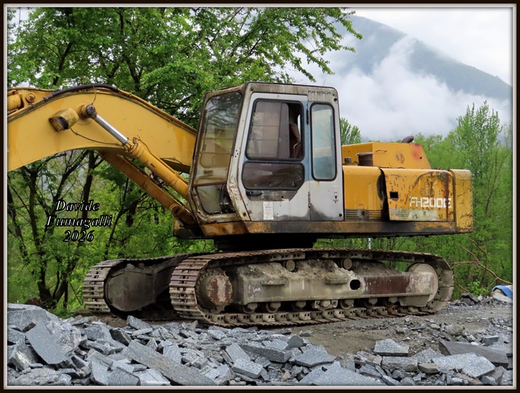 Fiat-Hitachi FH200E 005.jpg