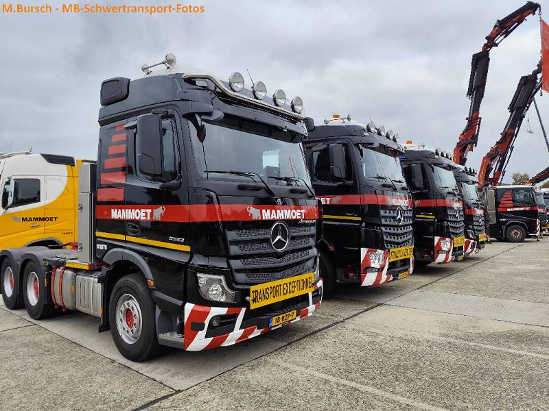 Mack & Speciaal Transportdag 0700.jpg