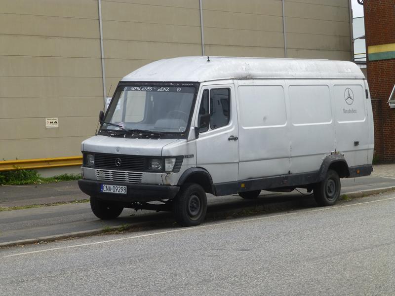 MB 310D T1 Silber 8 (Copy) (Copy).jpg