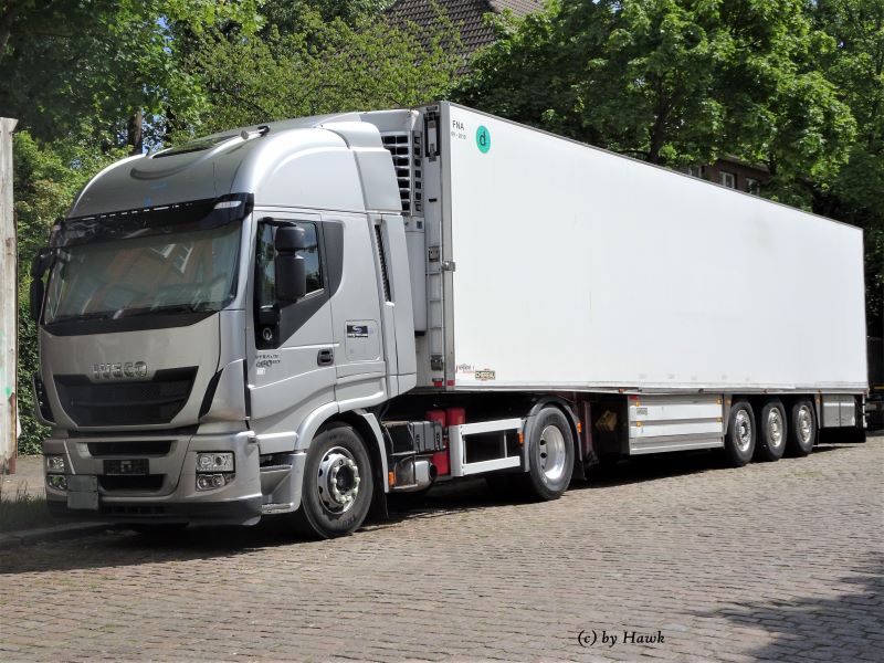 Iveco Stralis 440 S 46 Hi-Way (2)x.jpg