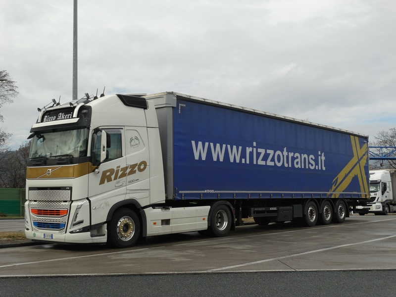 comp_DSC00390 - Kopie.jpg