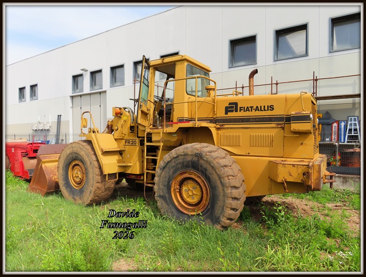 Fiat Allis FR20 De Vecchi 001.jpg