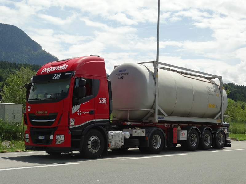 comp_DSC00553 - Kopie.jpg