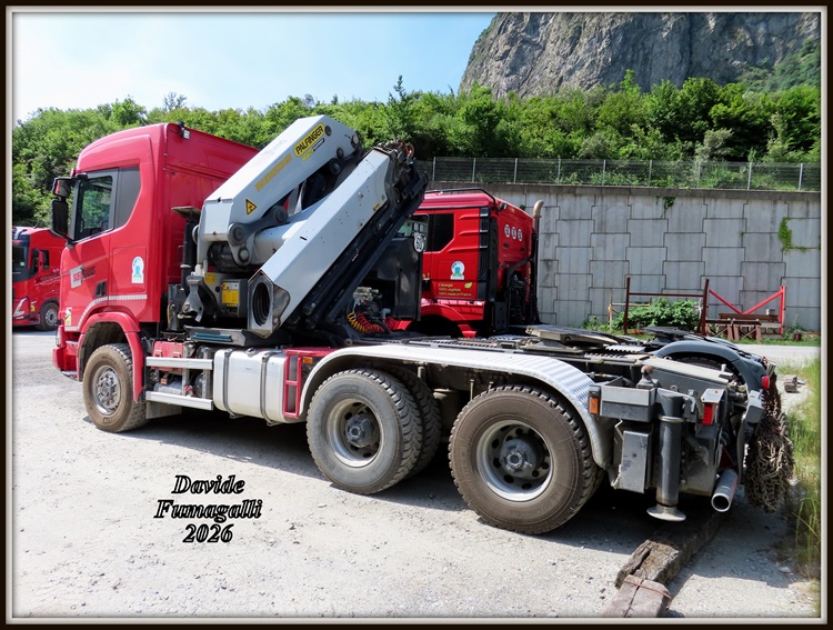 Scania R500XT Sofatrans 002.jpg
