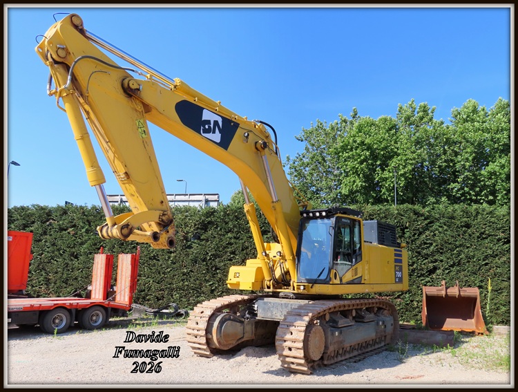 Komatsu PC700 Santambrogio 001.jpg