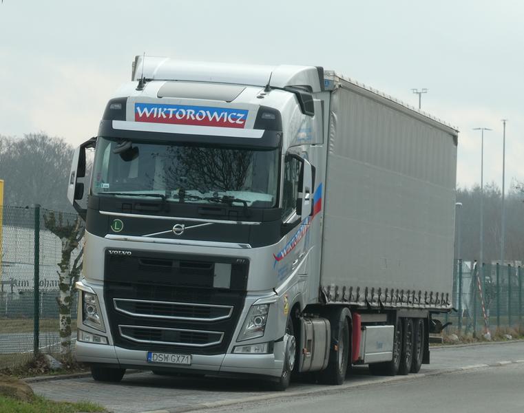 Volvo FH 500 E6 Wiktorowicz 1 (Copy).jpg