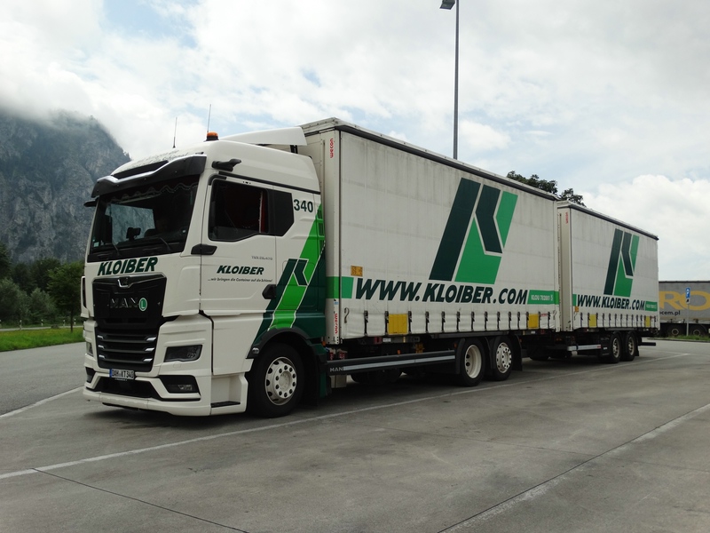 comp_DSC00586 - Kopie.jpg