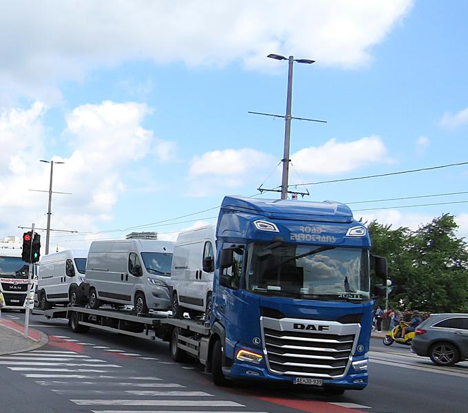 New DAF XF 450 Road Eurotrans 1 (Copy).jpg