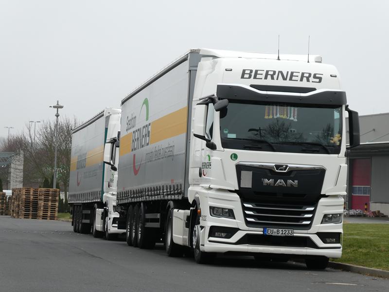 New MAN TGX 18.520 Spedition Berners 2 (Copy).jpg