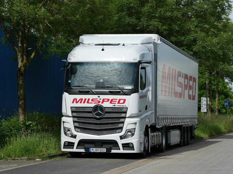 New MB Actros L 1845 MP5 Milsped 6 (Copy).jpg