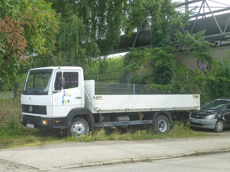 MB LN 814 Pritsche Weiss 10 (Copy).jpg