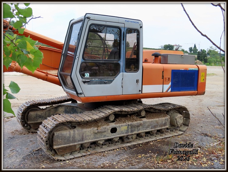 Fiat Hitachi FH200E.3 008.jpg
