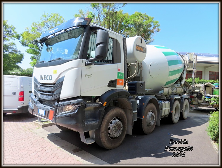 Iveco T-WAY 510 Testa 003.jpg