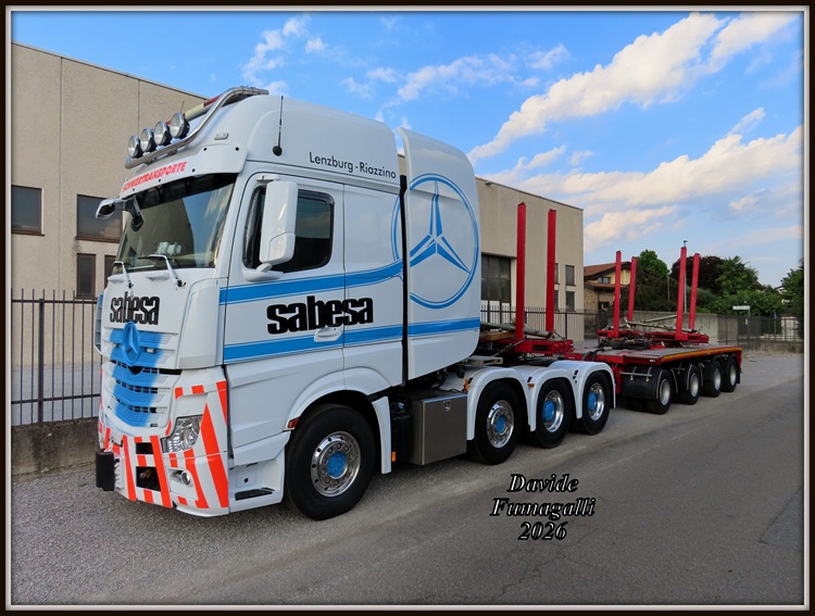 Mercedes-Benz Actros 4163 Sabesa 001.jpg