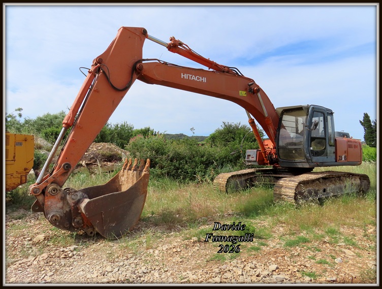 Lugan EX215 001.jpg